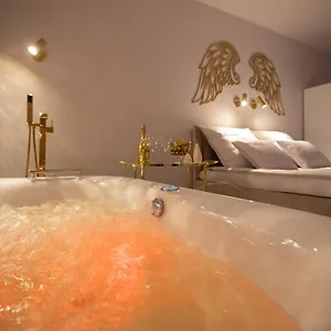 https://apartment-spa-jacuzzi-solny-resort.kolobrzeghotels.com