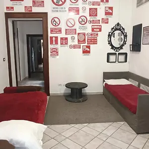 https://casa-vacanze-completa-di-tutto-e-anche-di-pi.it-tuscanyhotel.com